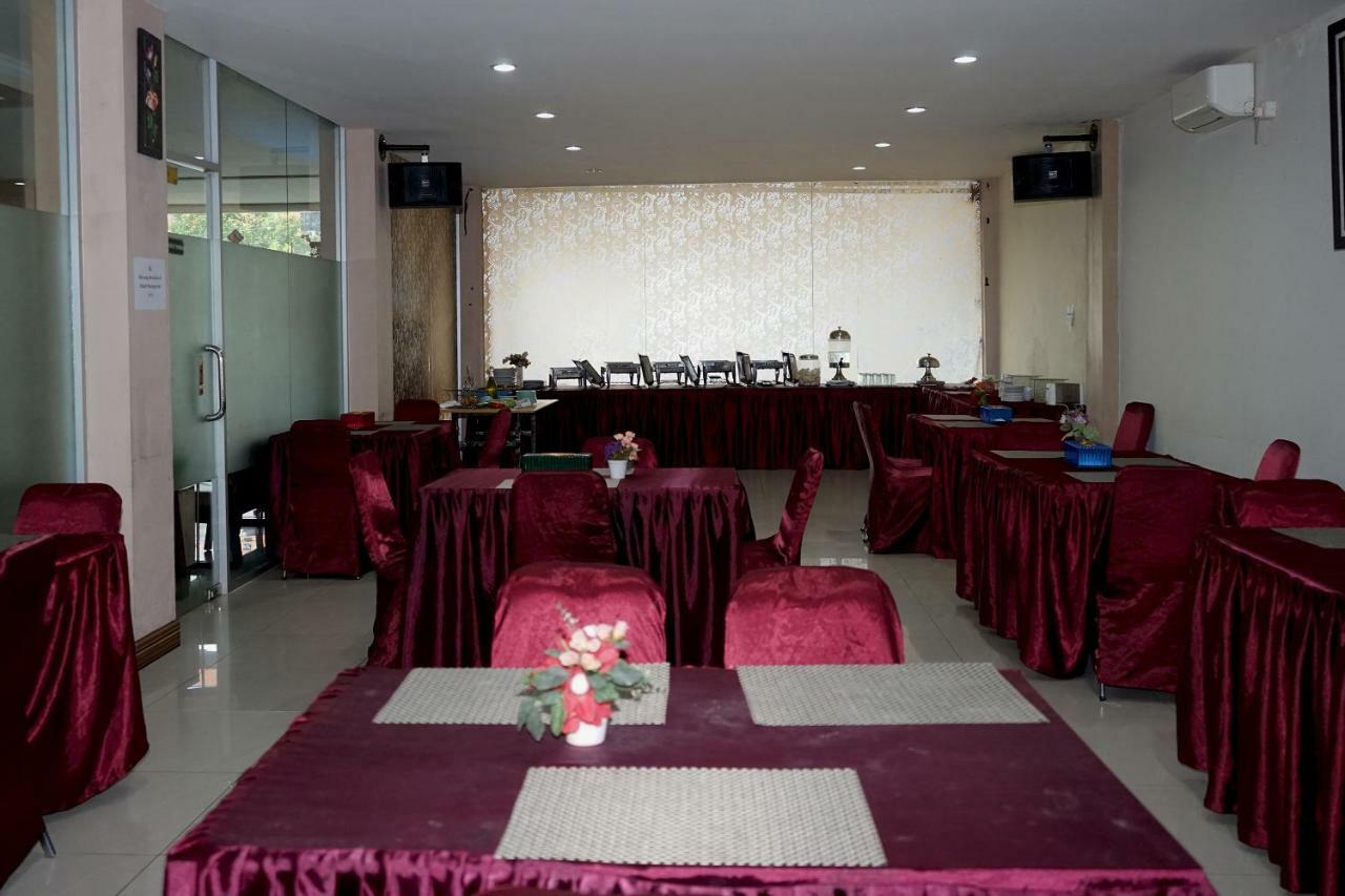 Hotel Golden Vella Pangkal Pinang Luaran gambar